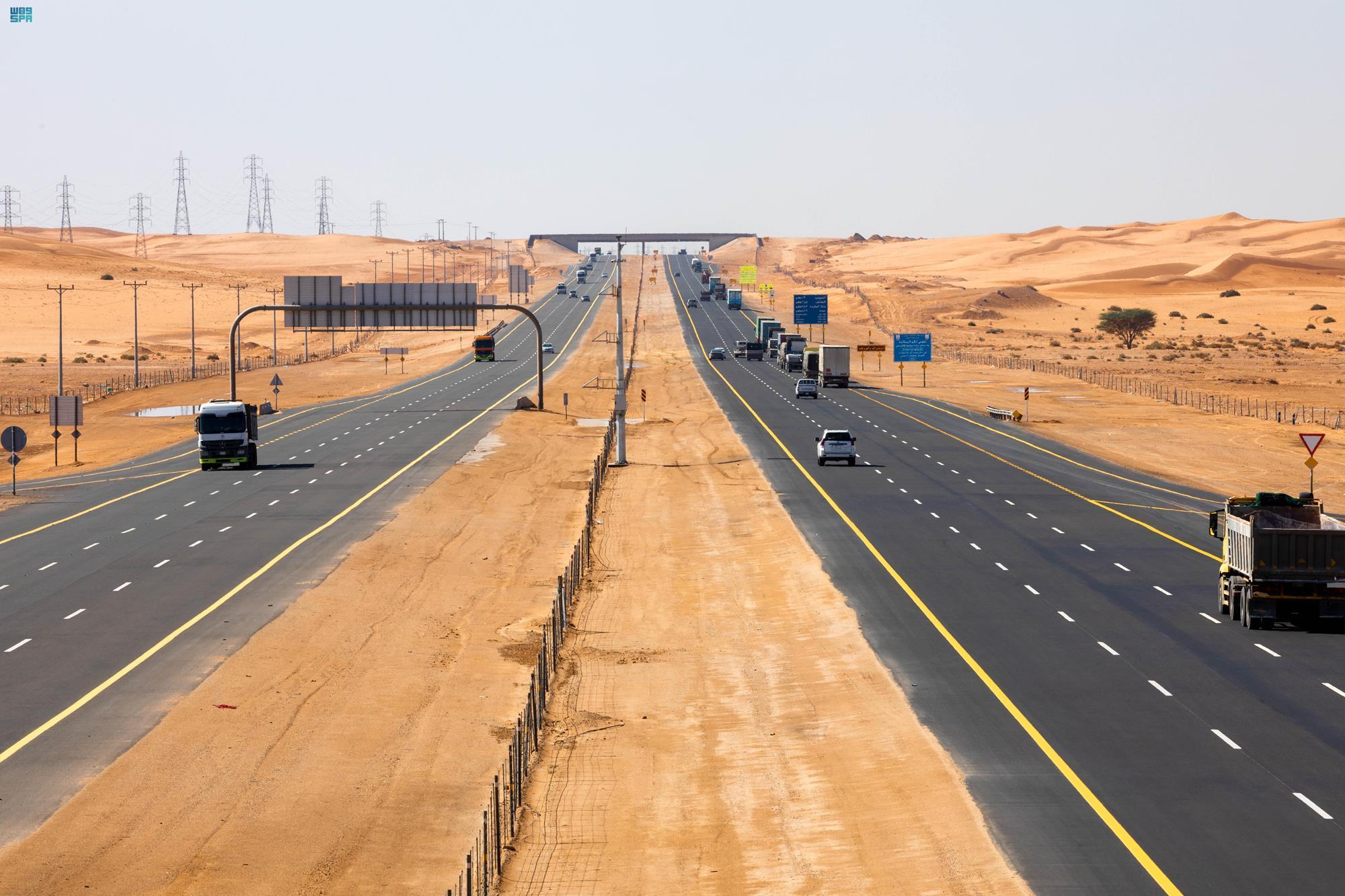 البنية التحتية والطرق