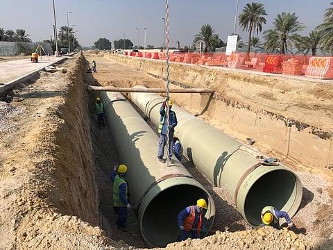العبارات وقنوات المياه