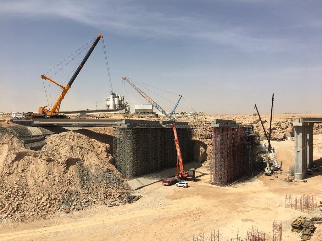البنية التحتية والطرق